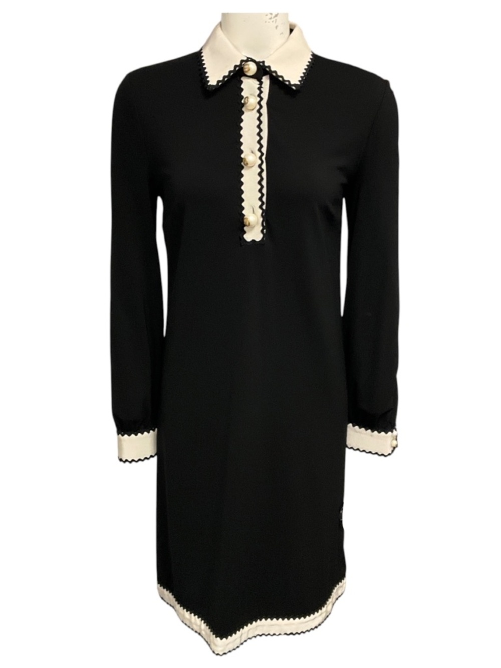 GUCCI BLACK / IVORY LONG SLEEVED VISCOSE STRETCH MIDI DRESS WITH GG LOGO PEARL B